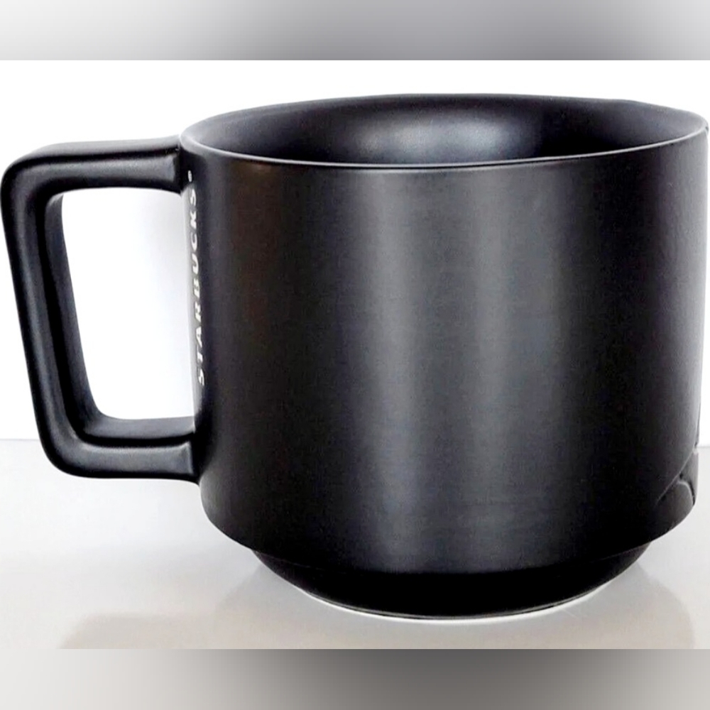 Starbucks Halloween 2019 Black Spider Web Ceramic Mug 12 oz Rare - Picture 3 of 6